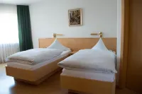 Privater Brauereigasthof Adler Hotels in der Nähe von Jehovas Zeugen Versammlung Bad Saulgau