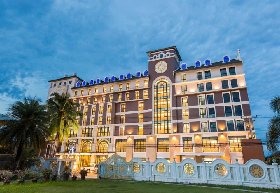hotel overview picture