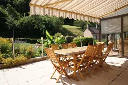 Chambres d'Hotes à Autun Отели в г. Отён