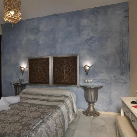 Hostal la Fuente Отели рядом с достопримечательностью «Площадь Пласа-де-ла-Корредера»