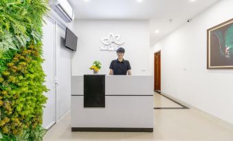 The Lakeview - West Lake Lotus Apartments