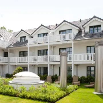 Fuchsbau Romantik Hotel & Spa Restaurant & Fox Bar