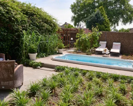 B&B デ ジョーカー トゥルンホウトのホテル