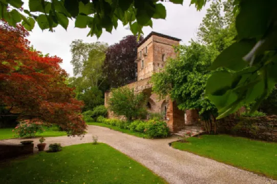 Massimago Wine Tower Hotels in 