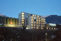 Alpstadt Lifestyle Hotel Hotel in zona ZIMBAPARK Shopping Center