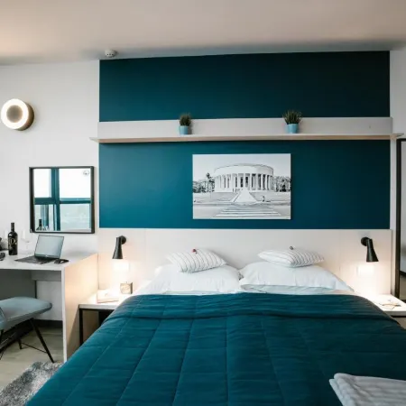 Hotel Blue