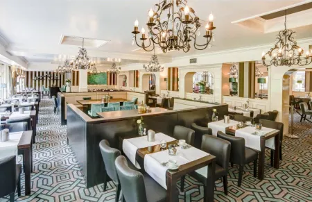 Hotel Moers van der Valk Отели в г. Моерс-Винн