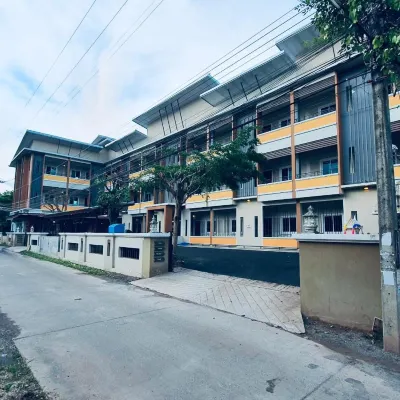 Preme Apartment @Maejo Hotels in San Sai