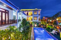 Green Hill Villa Hotels in Hoi An