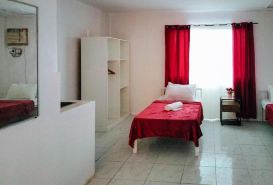 RedDoorz at Rio Bella Lacson St Bacolod