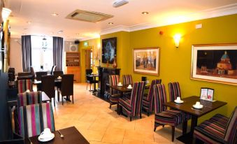 Dolphin Rooms
