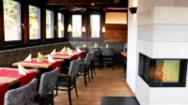 호텔 가스트호프 아들러 엄