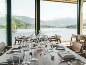 Elva Hotel