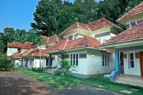 Vajra Ayurveda and Yoga Retreat Hotel a Ernakulam