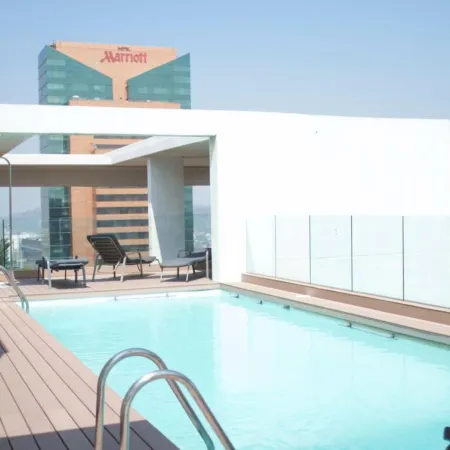 Loica Suites
