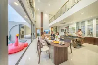 Shin Lalynn Pool Villa
