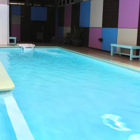 S2 Hotel
