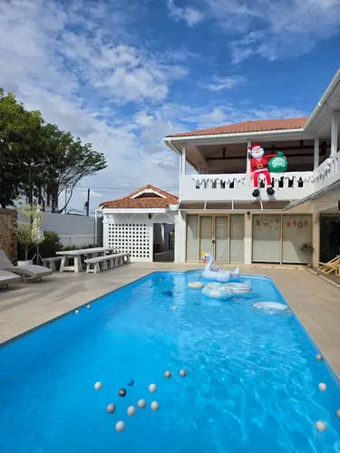 รูปภาพของThe White Palm Villa & Pool