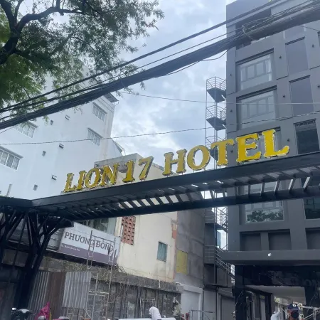 LION 17 Hotel