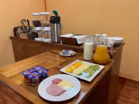 Qachi Chentura旅館 - 早餐