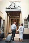 阿斯特拉爾酒店 - 停車場