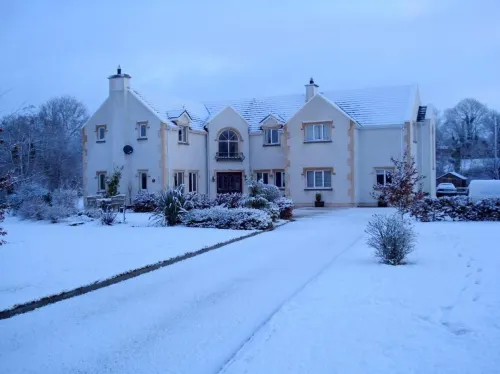 Dungimmon House Hotels in Cavan