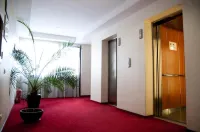 Hotel Rapsodia City Center