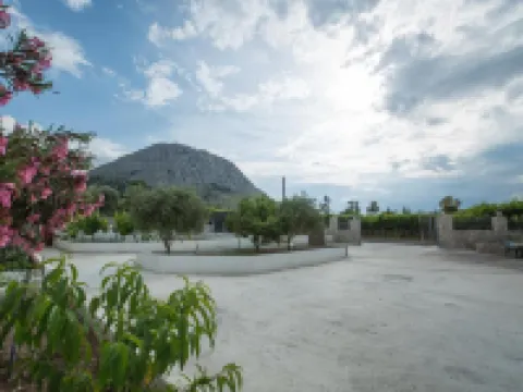 Acrocorinth Apartments Hotels in Corinth