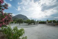Acrocorinth Apartments Hotels in Loutra Elenis