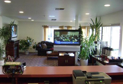 에지위크 인 외관