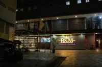 Hotel Bkm International Hotel in zona Uchatthu Kayam Riverside Picnic Spot