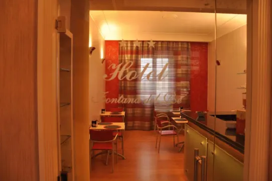 Hotel Fontana Del Re