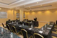 Crossroads Hotel Blantyre Hotels in Blantyre