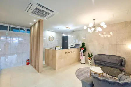 Bonathree Hotel Отели рядом с достопримечательностью «Орюкто»