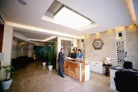 Hotel Moti Palace Hotels in Agra