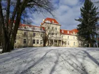 Dwór Sieraków Hotels in Myślenice County