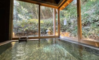 Izuajiro-Onsen Shoufuen