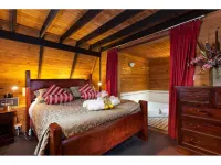 The Mouses House Rainforest Retreat Hotel di Springbrook