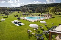 Hotel & Restaurant Casolare le Terre Rosse Hotels in San Gimignano