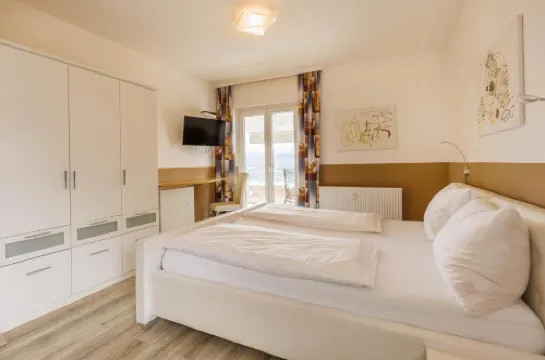 SunandSee Appartements陽光海景公寓