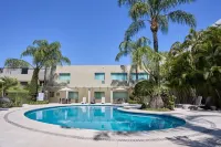 Hotel Estancia Business Class Отели в г. Сапопан