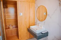 Quy Tai Premium Hotel