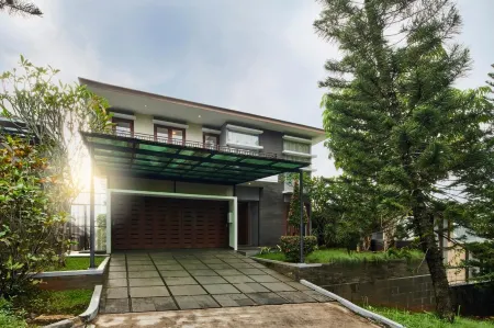 Morning Glory Mountain View Villa 4 Bedrooms with a Private Swimming Pool Отели рядом с достопримечательностью «Wot Batu»