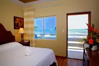 Hotel Royal Blue & Golf Cart Rental Hotel dekat House of Culture