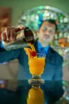 Olympus Plaza Hotel - bar