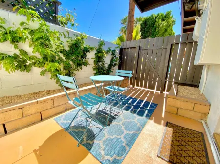 Old Ranch Inn - Adults Only 21 & up