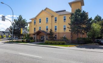 HI Kelowna Hostel