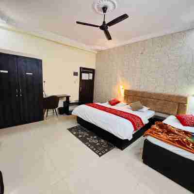 K & K Hotel Rooms