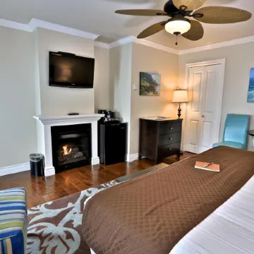 Beach Bungalow Inn and Suites