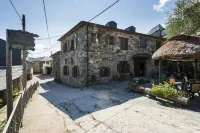 Hotel Rural Valle de Ancares Hotels near Pico Valdeiglesia